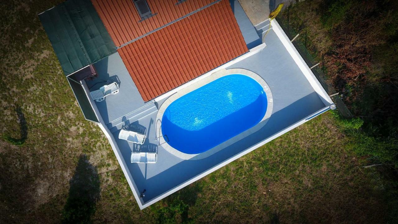 Villa Baras Garden - House With Pool Mirce Eksteriør billede